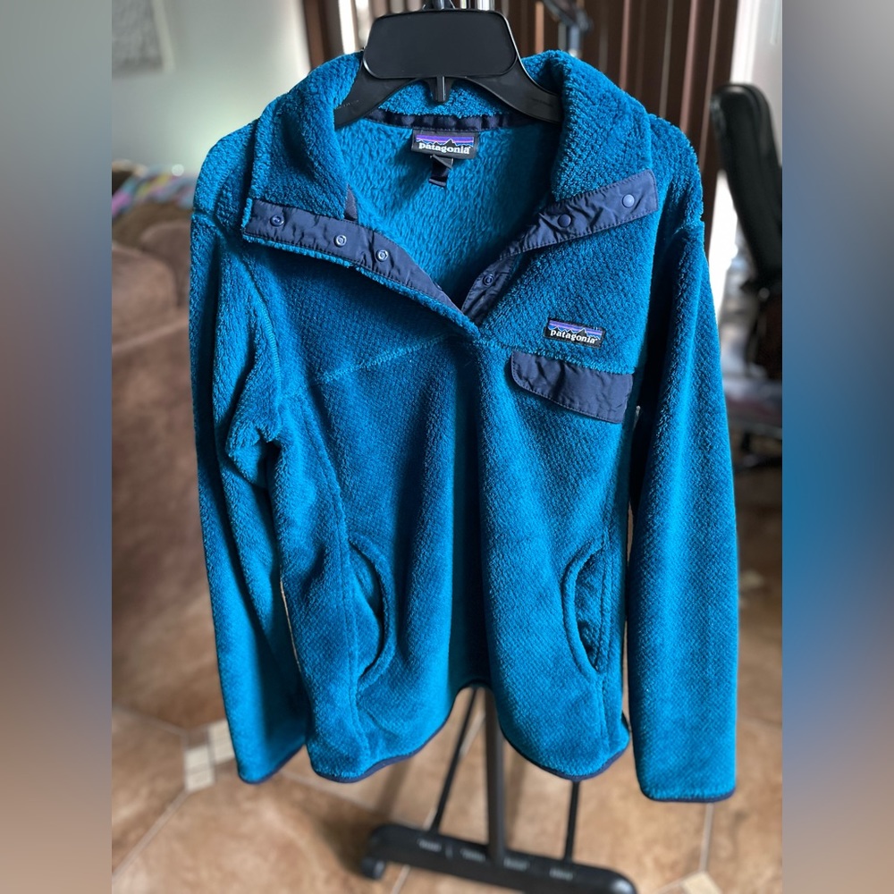 Patagonia fleece pullover jacket